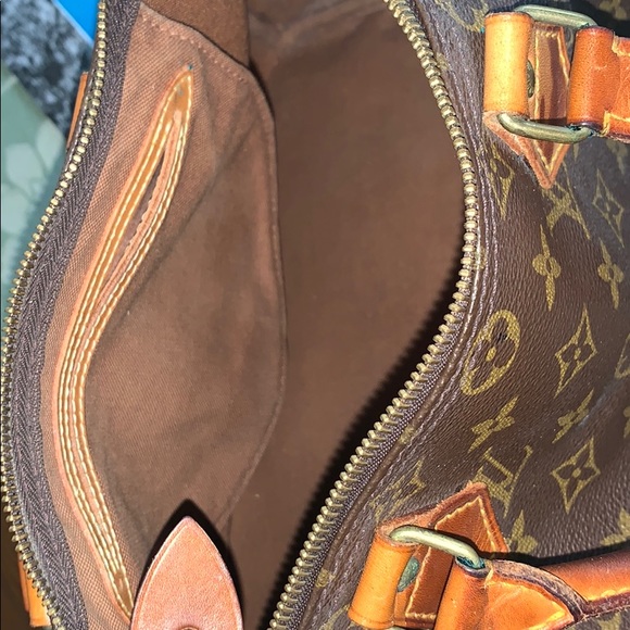 Louis Vuitton Tote Bag - Picture 4 of 6